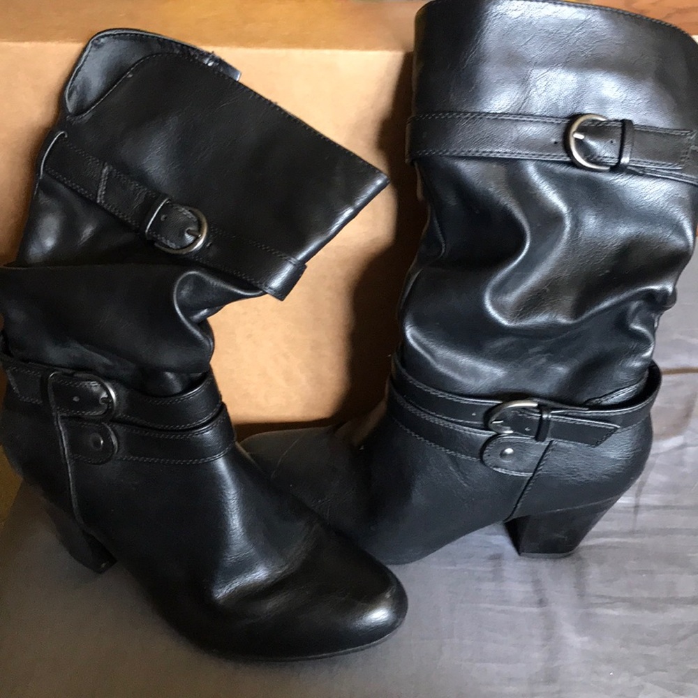 High heel boots